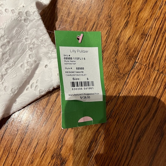 Lilly Pulitzer RESORT WHITE
CHARLESTON EYELET - Picture 2 of 2